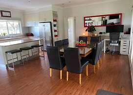 Killy Dora Beachside Escape Pet Wheelchair Friendly A Modern Coastal R