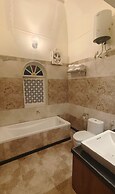 HOTEL MANDAWA VILAS