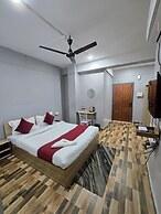 Hotel Pohor Regency Near Kamakhya Foot Bridge