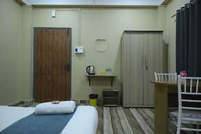 Hotel Pohor Regency Near Kamakhya Foot Bridge