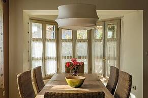 Tria Luxury Residences