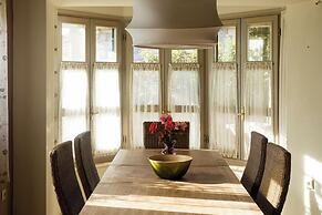 Tria Luxury Residences