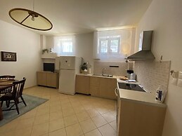 Tria Luxury Residences