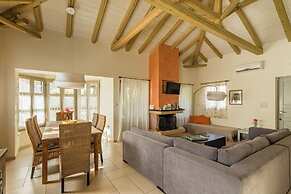 Tria Luxury Residences