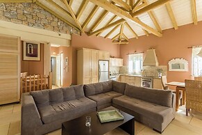 Tria Luxury Residences