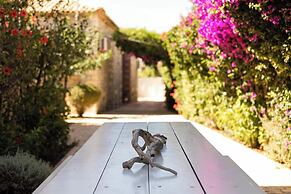 Tria Luxury Residences