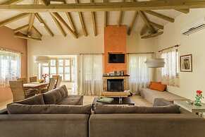 Tria Luxury Residences