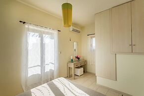 Tria Luxury Residences