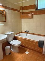 Tria Luxury Residences