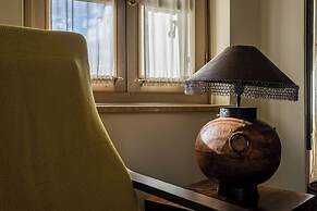 Tria Luxury Residences