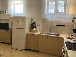 Tria Luxury Residences