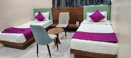 THE GRAND PIANO HOTEL