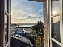 Nice Holiday Flat, 100 m From the Beach, Erquy