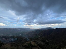 Aakaar Valley