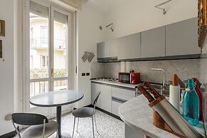 Elegant Apartment Near Duomo