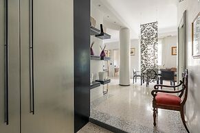 Elegant Apartment Near Duomo