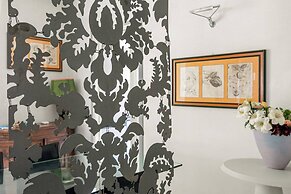 Elegant Apartment Near Duomo