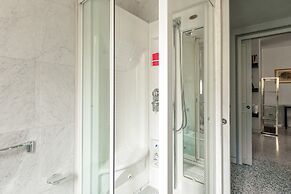 Elegant Apartment Near Duomo