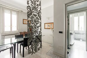 Elegant Apartment Near Duomo