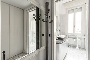 Elegant Apartment Near Duomo