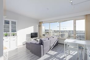 Modern Studio in Middelkerke With Views