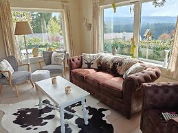 Holiday Home in Rendeux With Fenced Garden