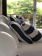 W Charming 5BR Villa in the Heart of Anapoima