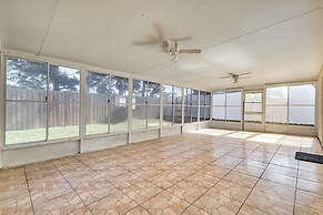 Family Home in Orlando Suburbs ~ 12 Mi to Dtwn!