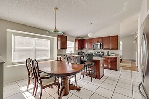 Family Home in Orlando Suburbs ~ 12 Mi to Dtwn!