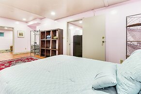 Lake Chabot Getaway ~ 3 Mi to Water!