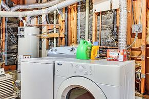 Lake Chabot Getaway ~ 3 Mi to Water!