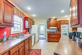 Creekside Haven w/ Fire Pit Near Nantahala River