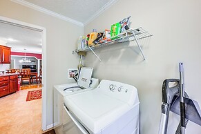 Creekside Haven w/ Fire Pit Near Nantahala River