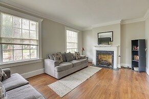 Peaceful Townhome: 2 Mi to Downtown Montgomery!