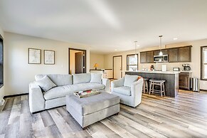 Golf, Hike & Boat: Home w/ Fire Pit in Friendship