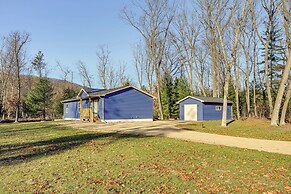 Golf, Hike & Boat: Home w/ Fire Pit in Friendship