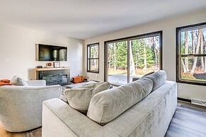 Golf, Hike & Boat: Home w/ Fire Pit in Friendship