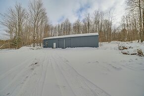 22 Mi to Boyne Mountain: Home w/ Fire Pit!