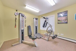 1 Mi to Nubs Nob Ski Resort: Harbor Springs Condo