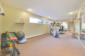 1 Mi to Nubs Nob Ski Resort: Harbor Springs Condo