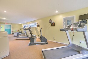 1 Mi to Nubs Nob Ski Resort: Harbor Springs Condo