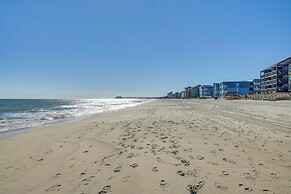 2 Blocks to Ocean: Garden City Beach Home w/ Pool!