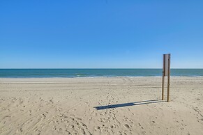 2 Blocks to Ocean: Garden City Beach Home w/ Pool!
