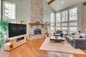 Mountain Views & Deck: Spacious Eureka Getaway!