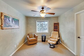 Mountain Views & Deck: Spacious Eureka Getaway!