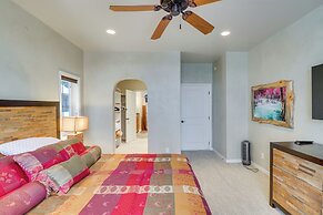 Mountain Views & Deck: Spacious Eureka Getaway!