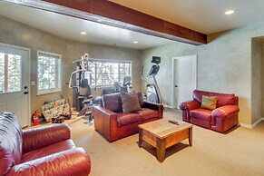 Mountain Views & Deck: Spacious Eureka Getaway!