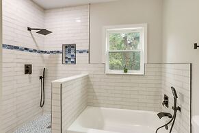 <1 Mi to ASU Campus: Quiet Old Cloverdale Townhome