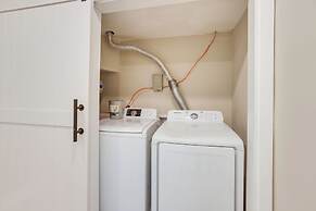 <1 Mi to ASU Campus: Quiet Old Cloverdale Townhome