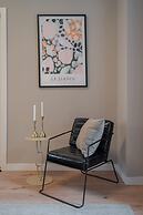 Loggia Luxe 5BR Living in Universitatii Area